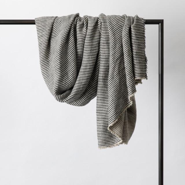 Cultiver Ellis Stripe Linen ThrowEllis Stripe