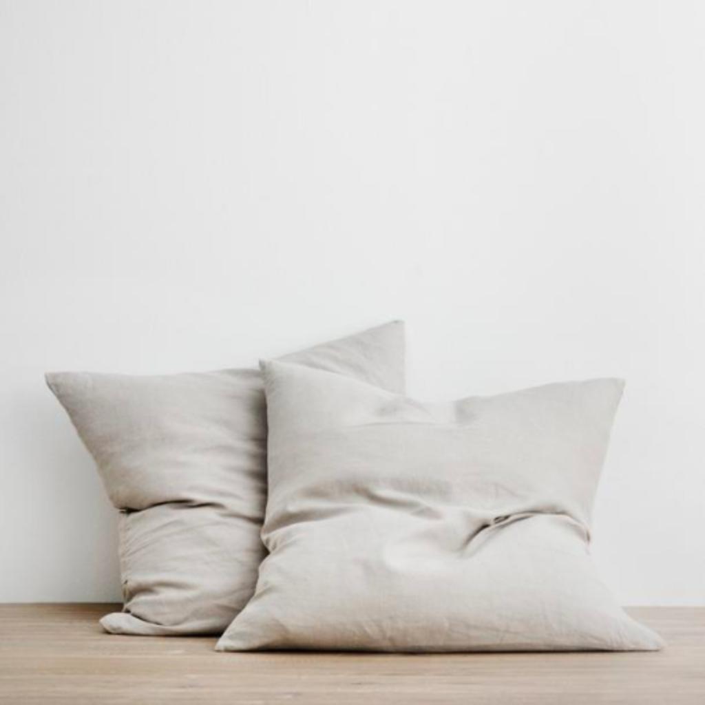 SET OF 2 LINEN EURO PILLOWCASES Without Border SmokeSmoke, Euro