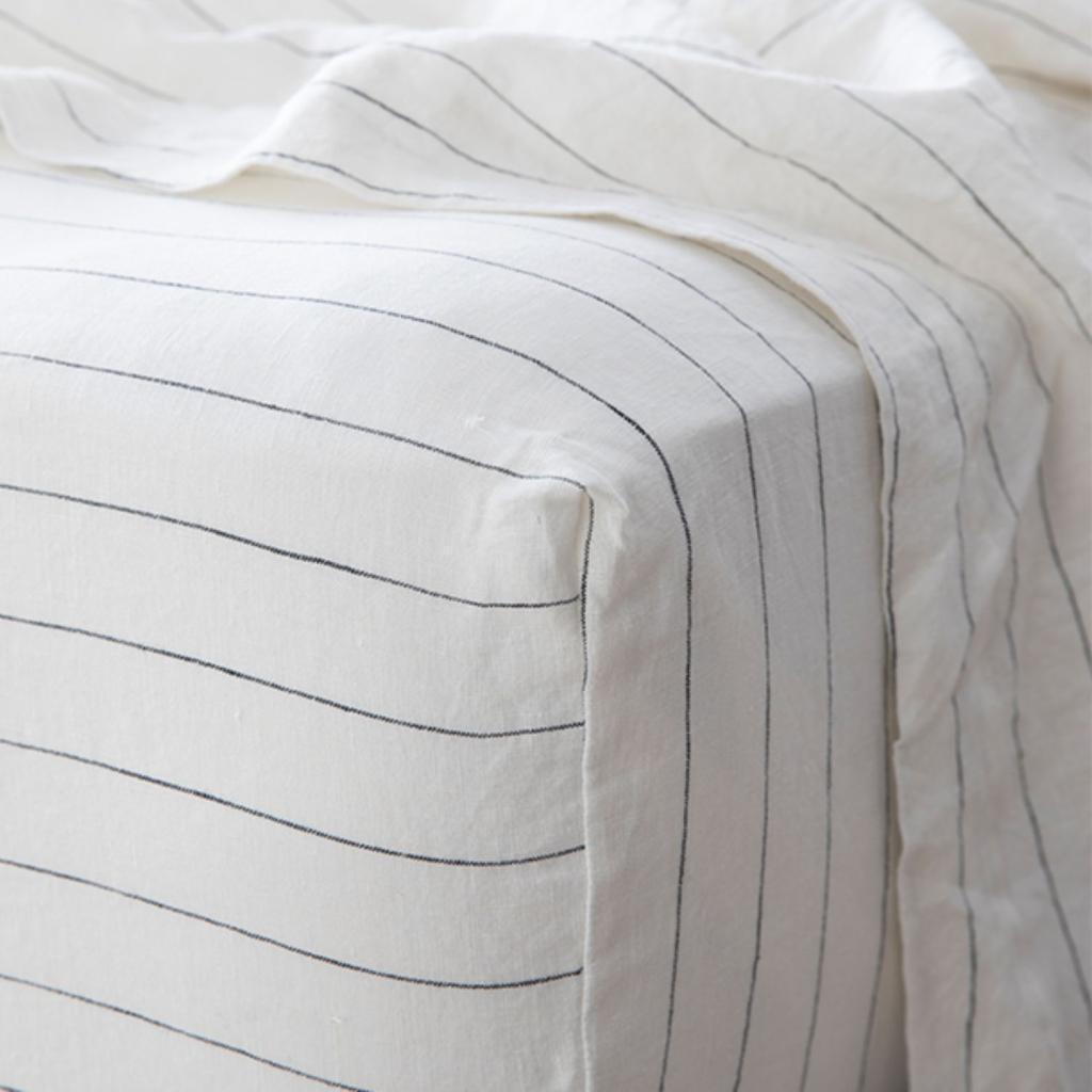 Cultiver Linen Fitted Sheet King Pencil StripePencil Stripe